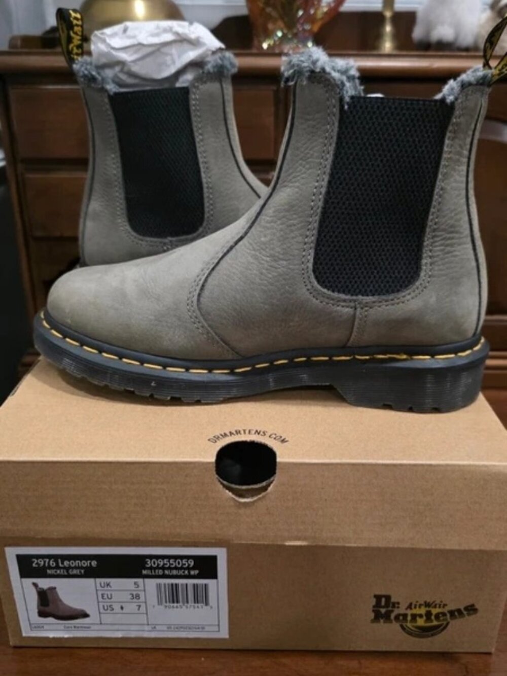 Dr. Martens 2976 Leonore Faux Fur Lined Chelsea Boots Black Leather [7]